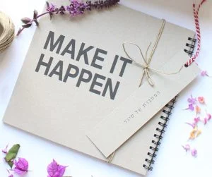 מחברת מטרות אישית, עם שם ומשפט השראה: ״MAKE IT HAPPEN״ – תמונה 3