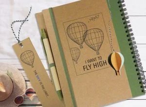 מחברת מסע עם סימניית כדור פורח תלת-מימדי, Fly High