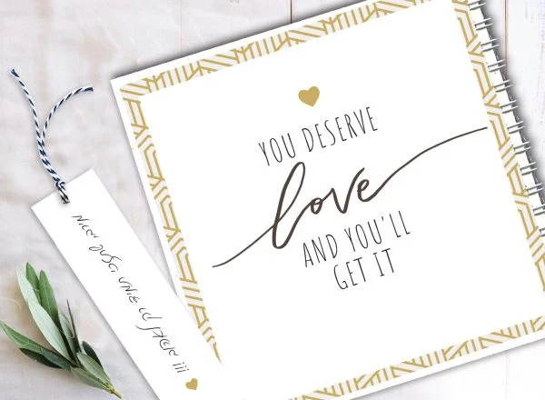 Valentine's Day מחברת "אהבה" מעוצבת אישית