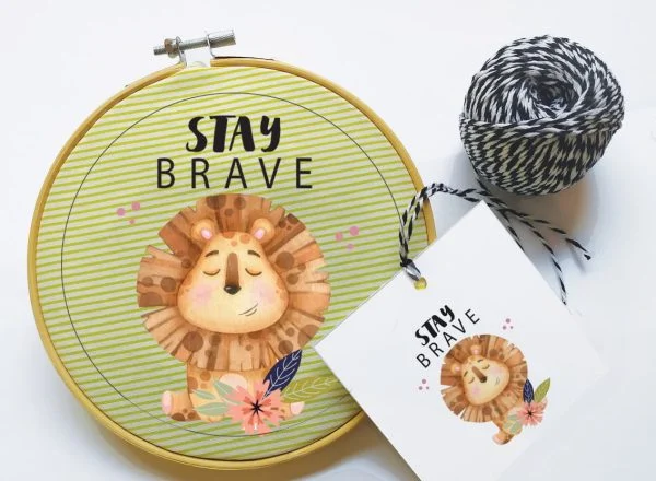 חישוק בד לחדר הילדים. דגם Be Brave