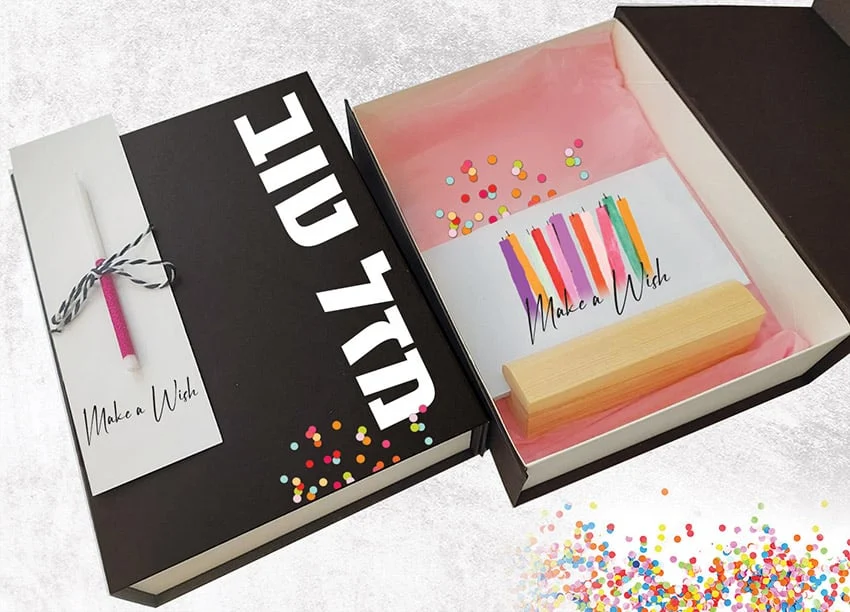 קופסת הפתעות ליום הולדת בתוספת נרות יום הולדת ולוח שנה Make a Wish
