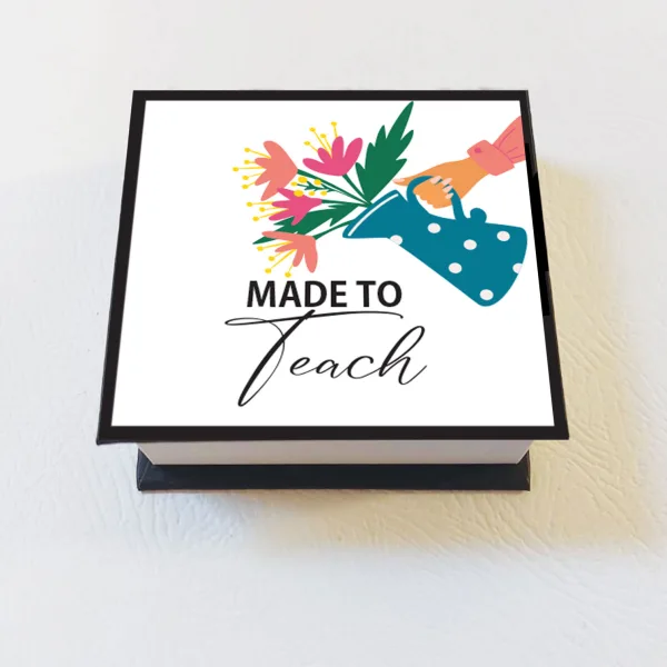 קוביית ממו ממותגת Made to teach