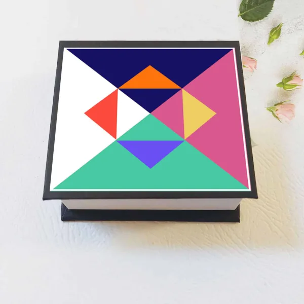 קוביית ממו ממותגת עם פתקיות צבעוניות