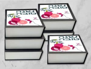קופסת מגנט גדולה ממותגת בתוספת מחברת לשנה חדשה – תמונה 2